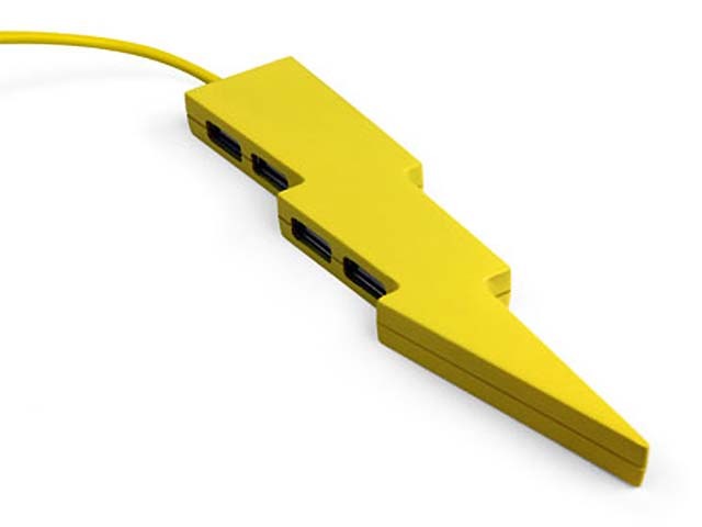 カミナリ型の USBハブ